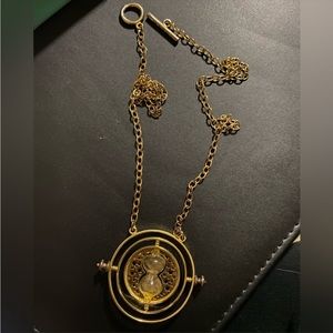 New Hermoine’s Time Turner Necklace from the Noble Collection